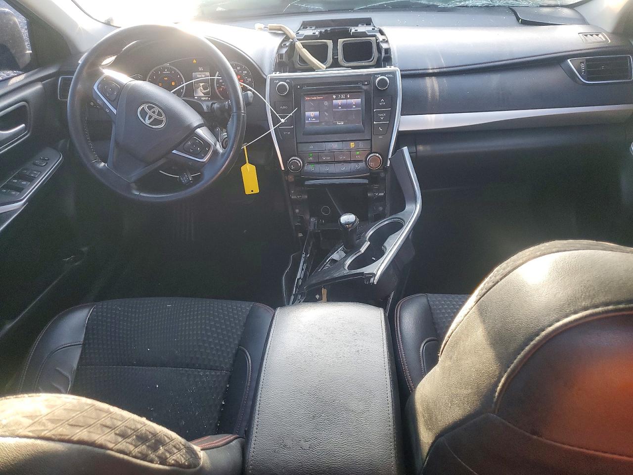 2015 TOYOTA CAMRY
