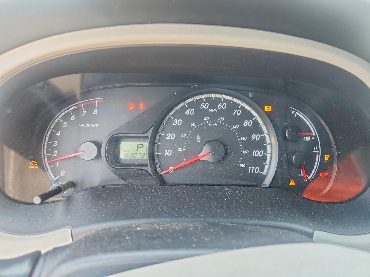 2011 TOYOTA SIENNA