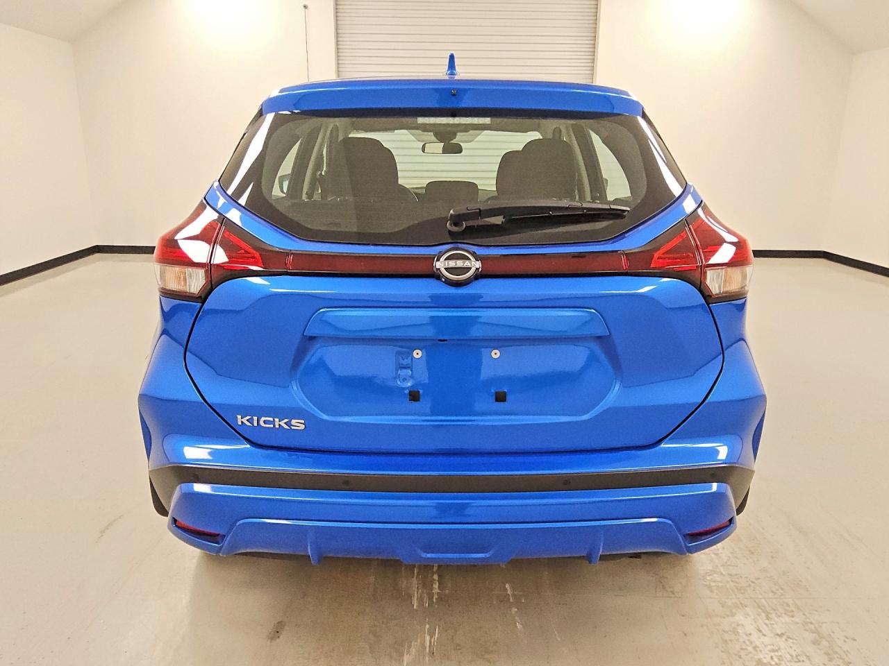 2024 NISSAN KICKS