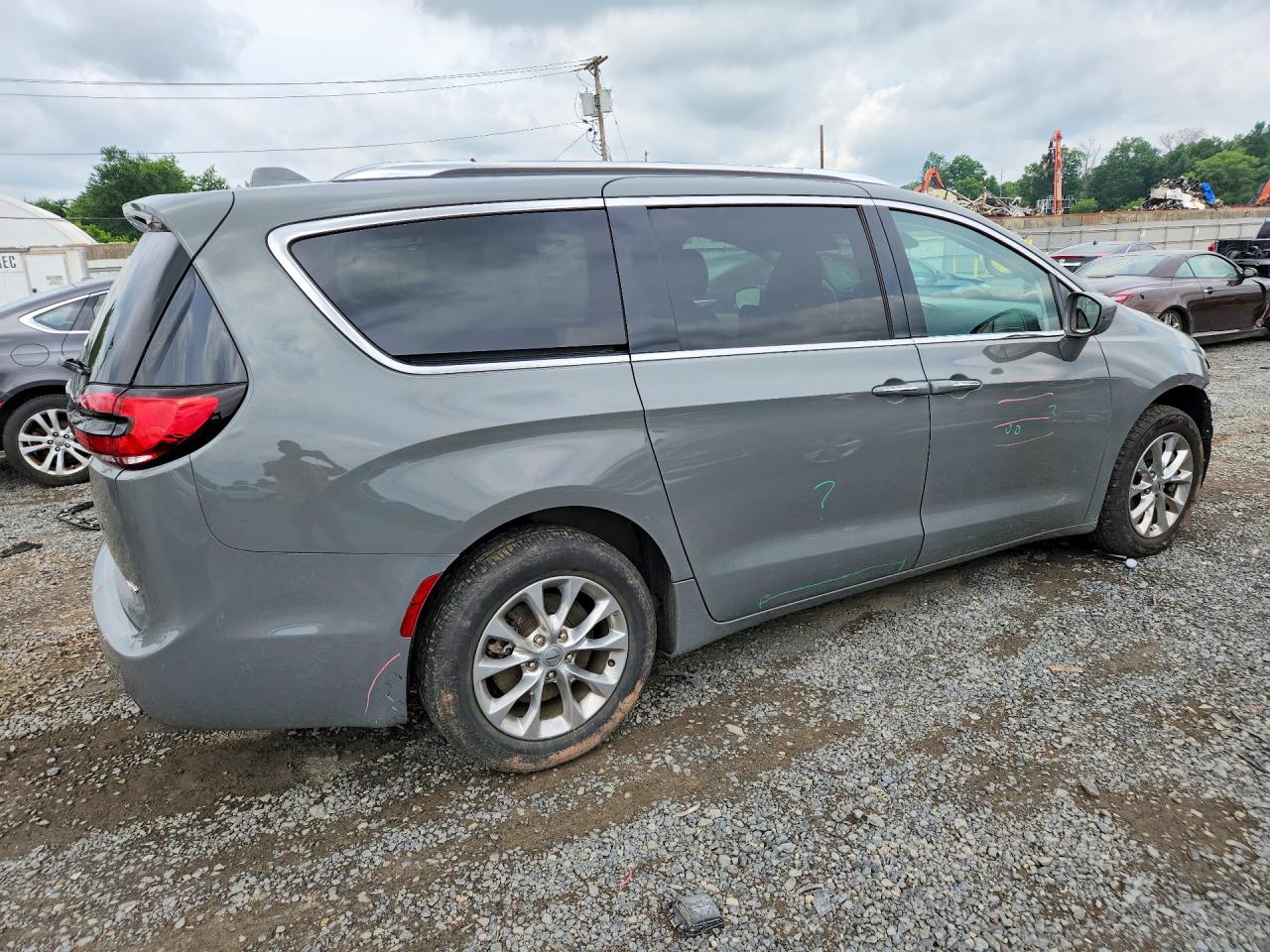 2021 CHRYSLER PACIFICA