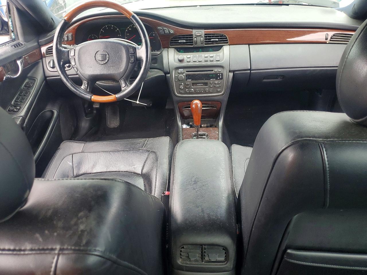 2004 CADILLAC DEVILLE