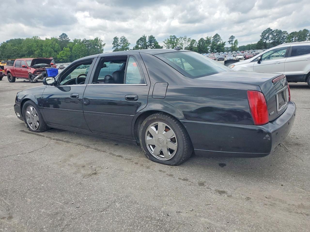 2004 CADILLAC DEVILLE