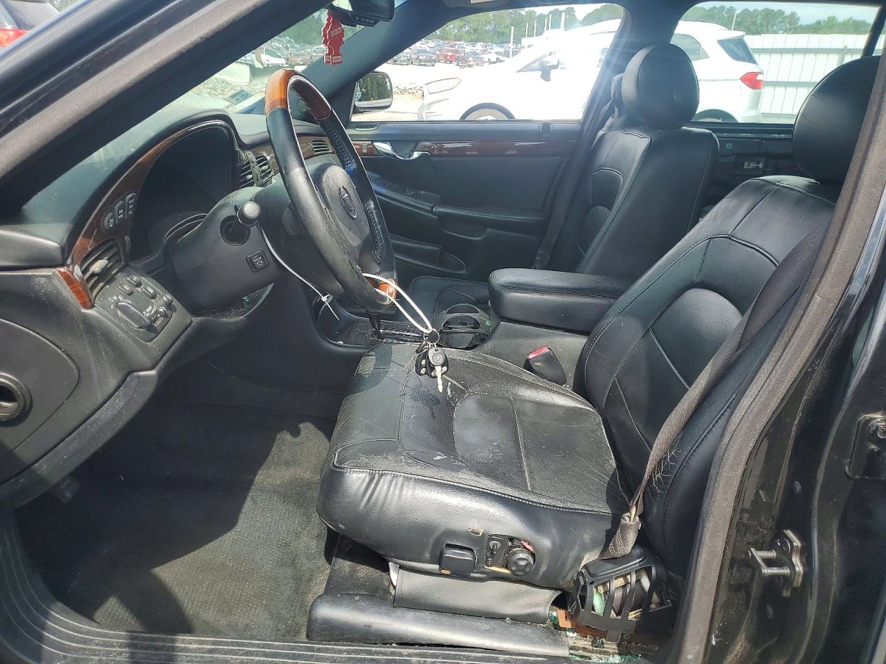 2004 CADILLAC DEVILLE