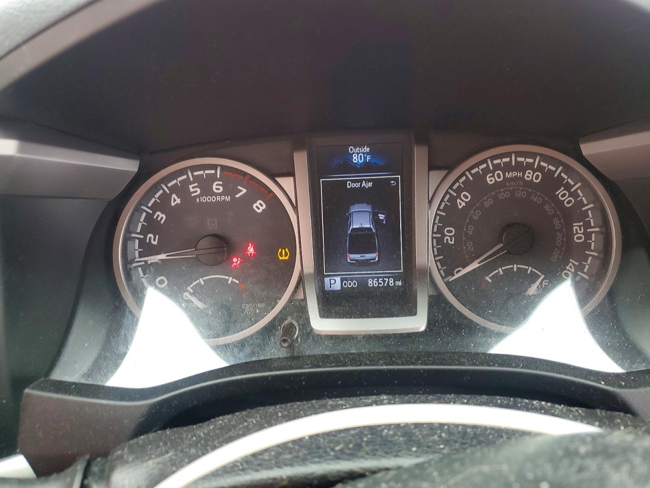 2016 TOYOTA TACOMA