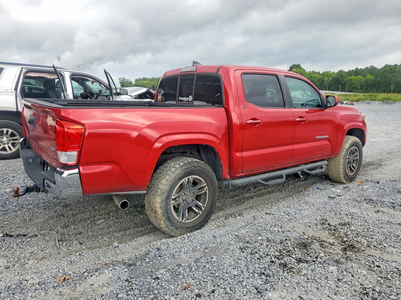 2016 TOYOTA TACOMA