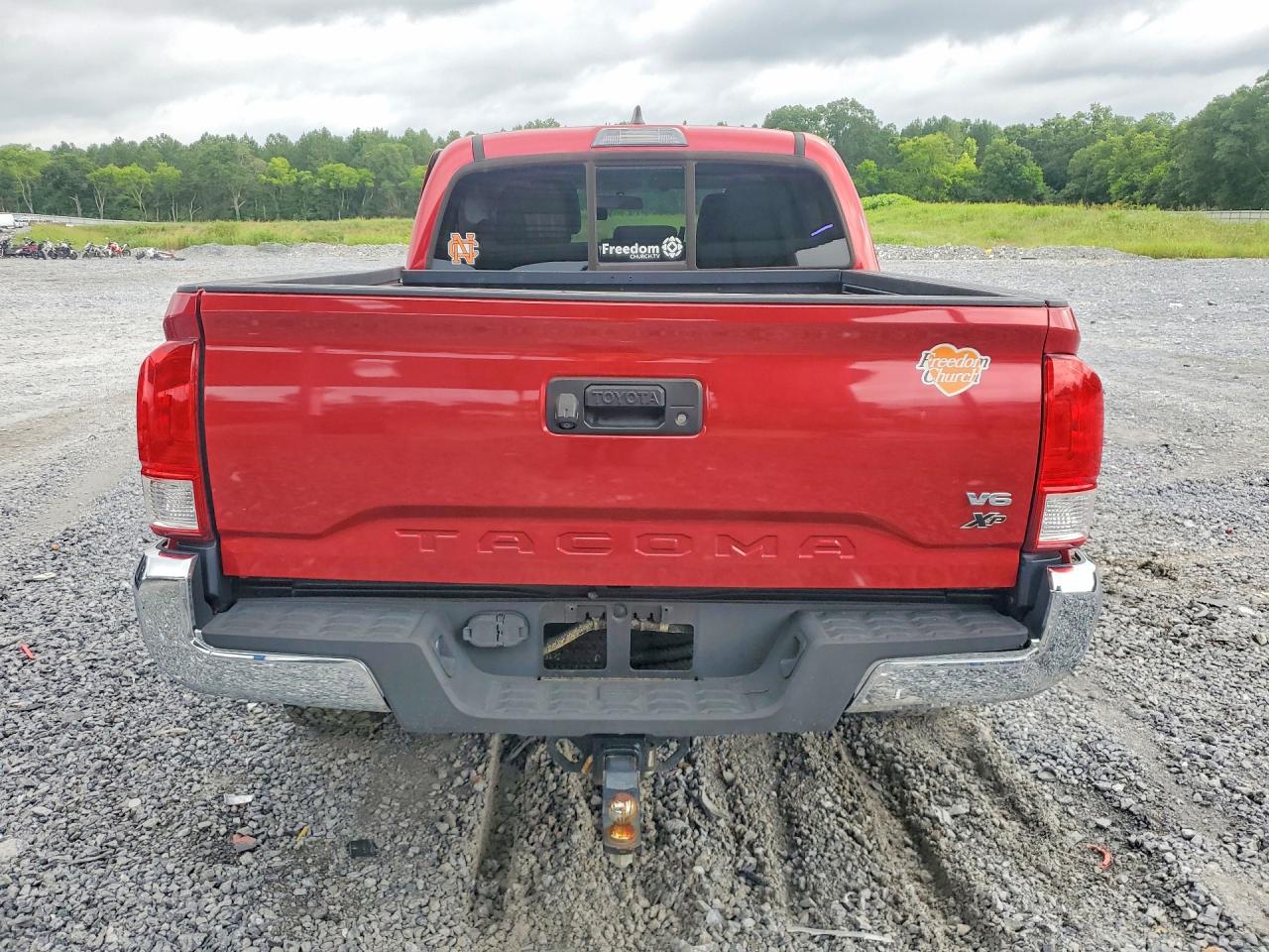 2016 TOYOTA TACOMA