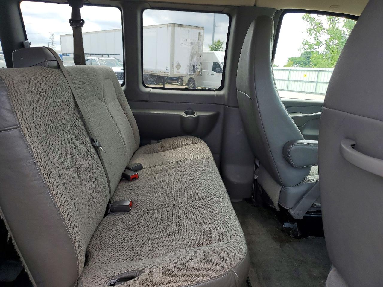 2012 CHEVROLET EXPRESS
