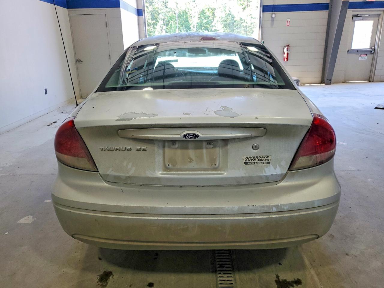 2005 FORD TAURUS