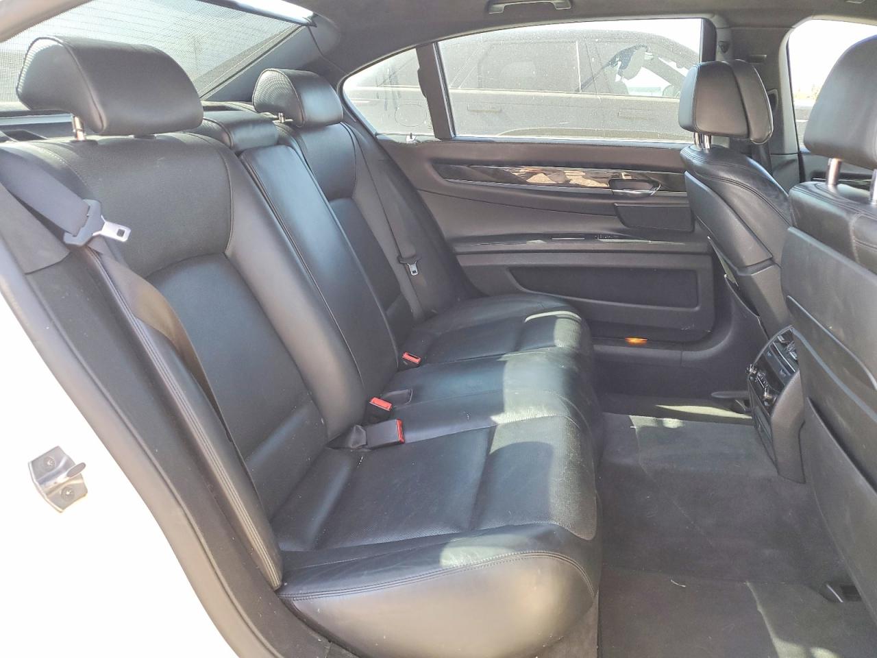 2015 BMW 7 SERIES