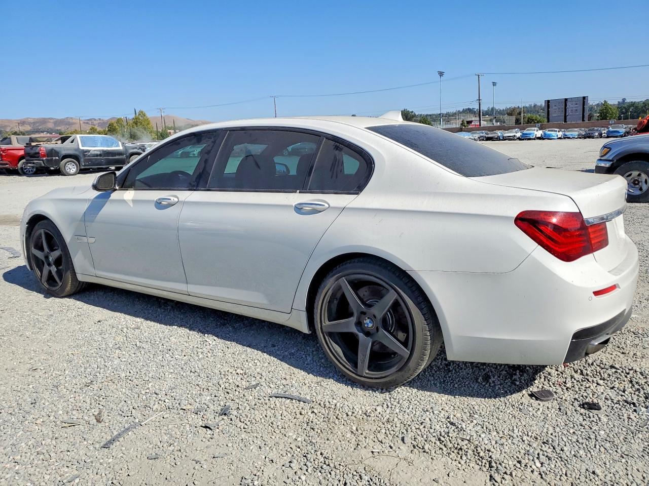 2015 BMW 7 SERIES