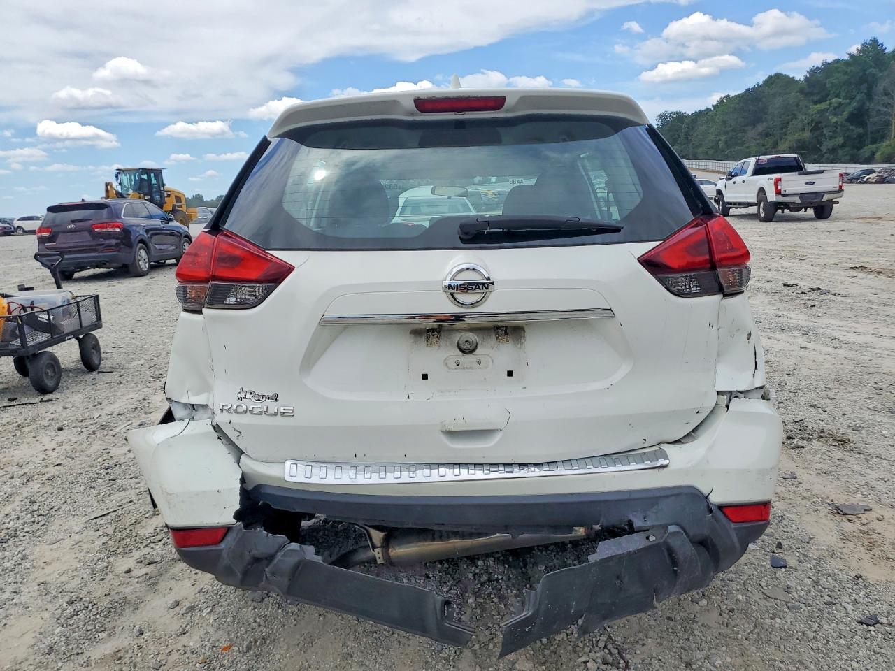 2018 NISSAN ROGUE