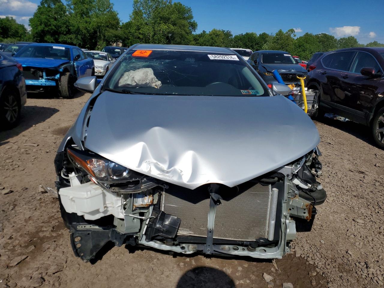 2018 TOYOTA COROLLA