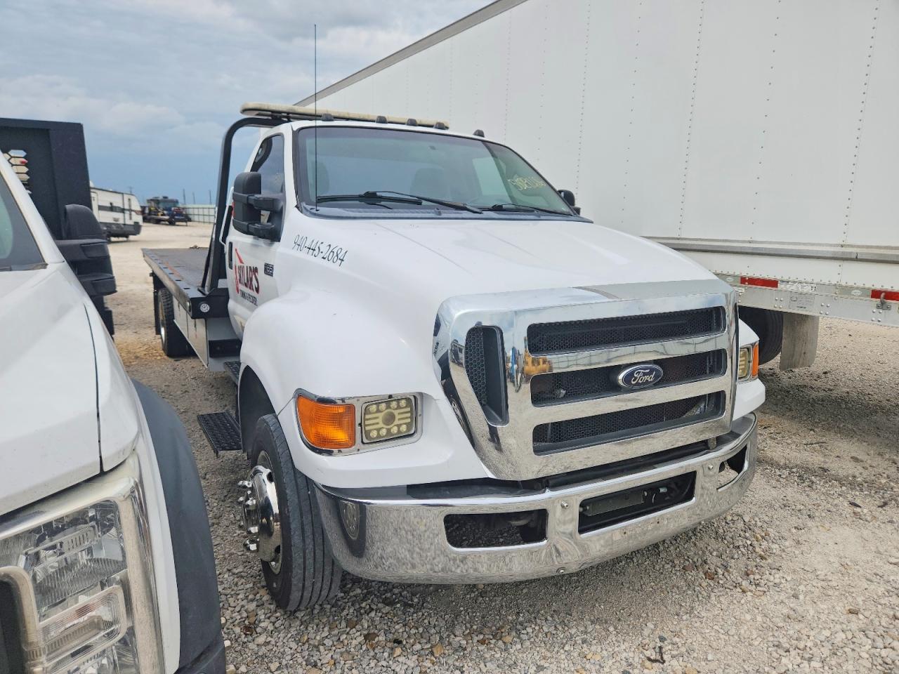 2012 FORD F650