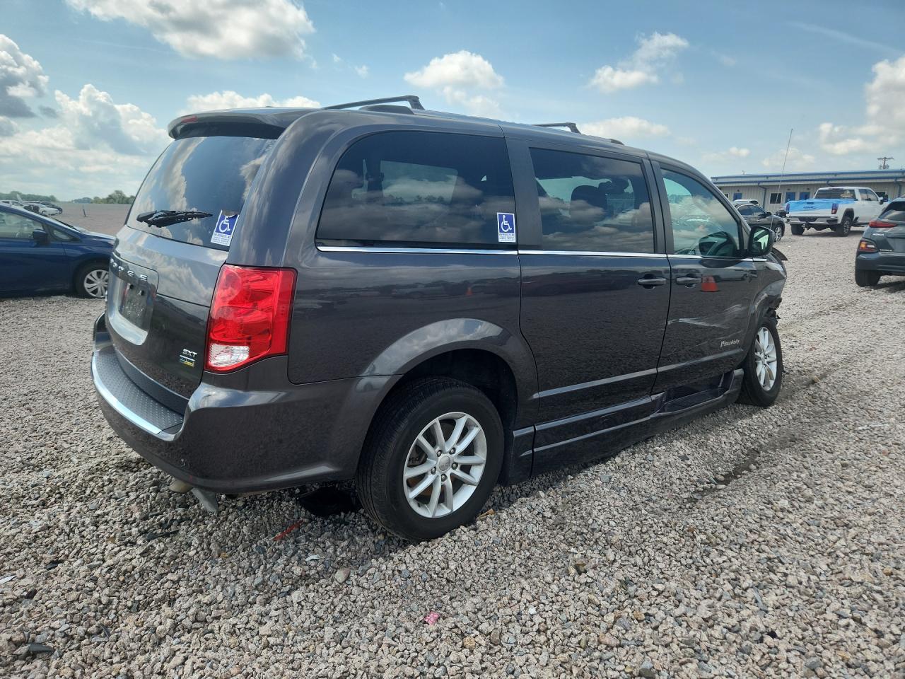 2019 DODGE CARAVAN