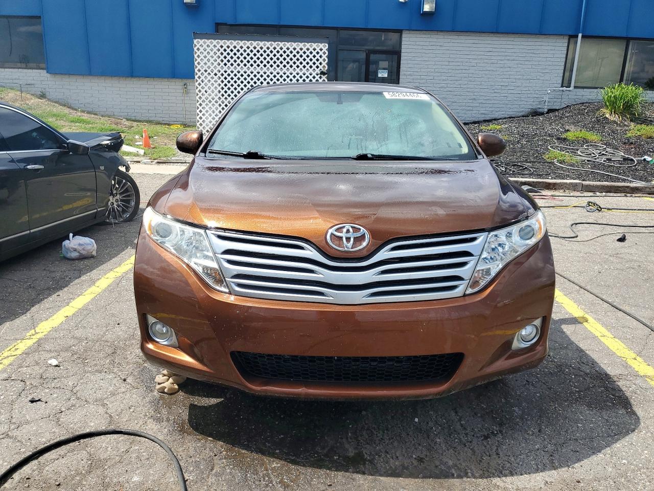 2010 TOYOTA VENZA
