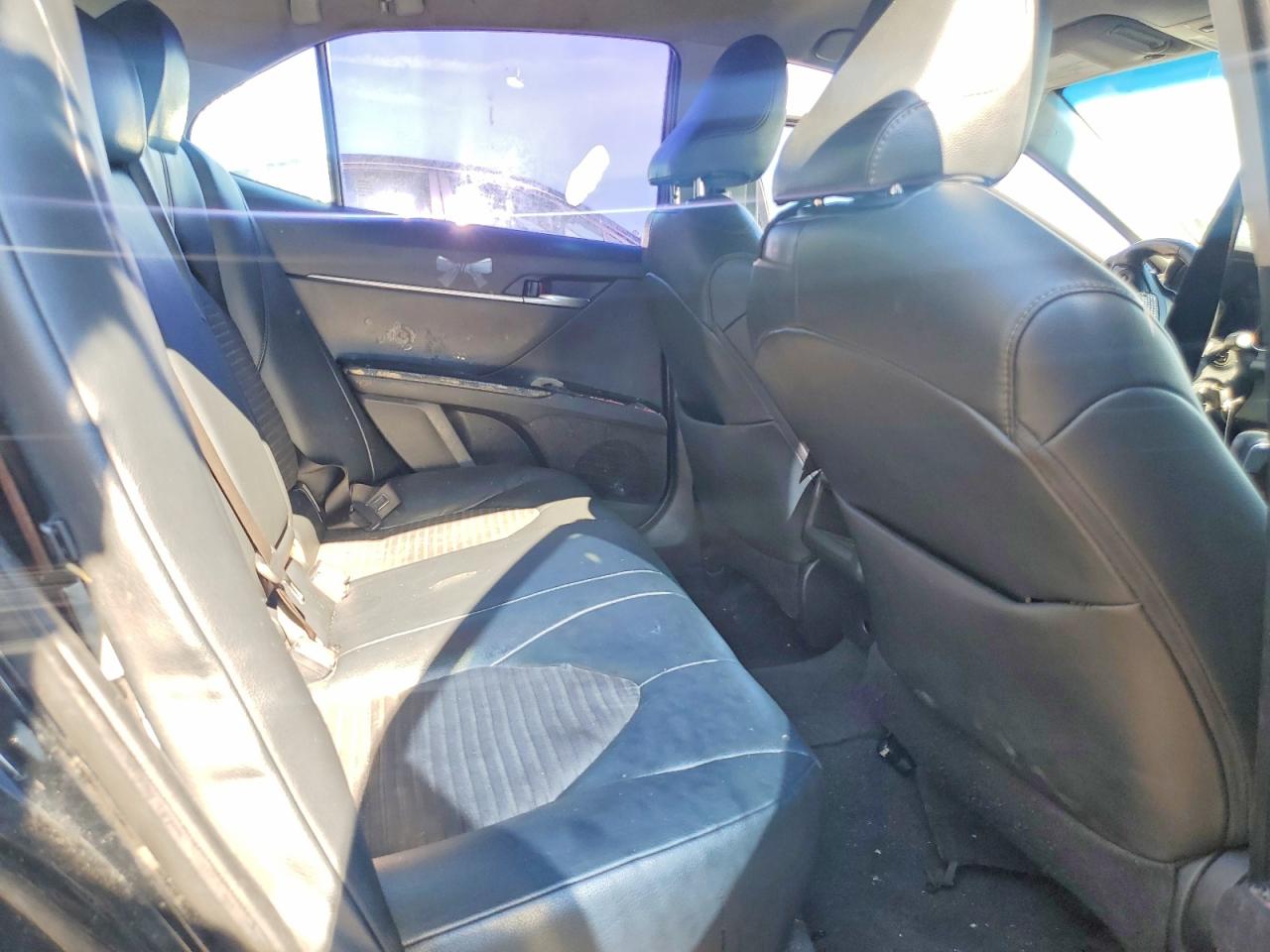 2019 TOYOTA CAMRY