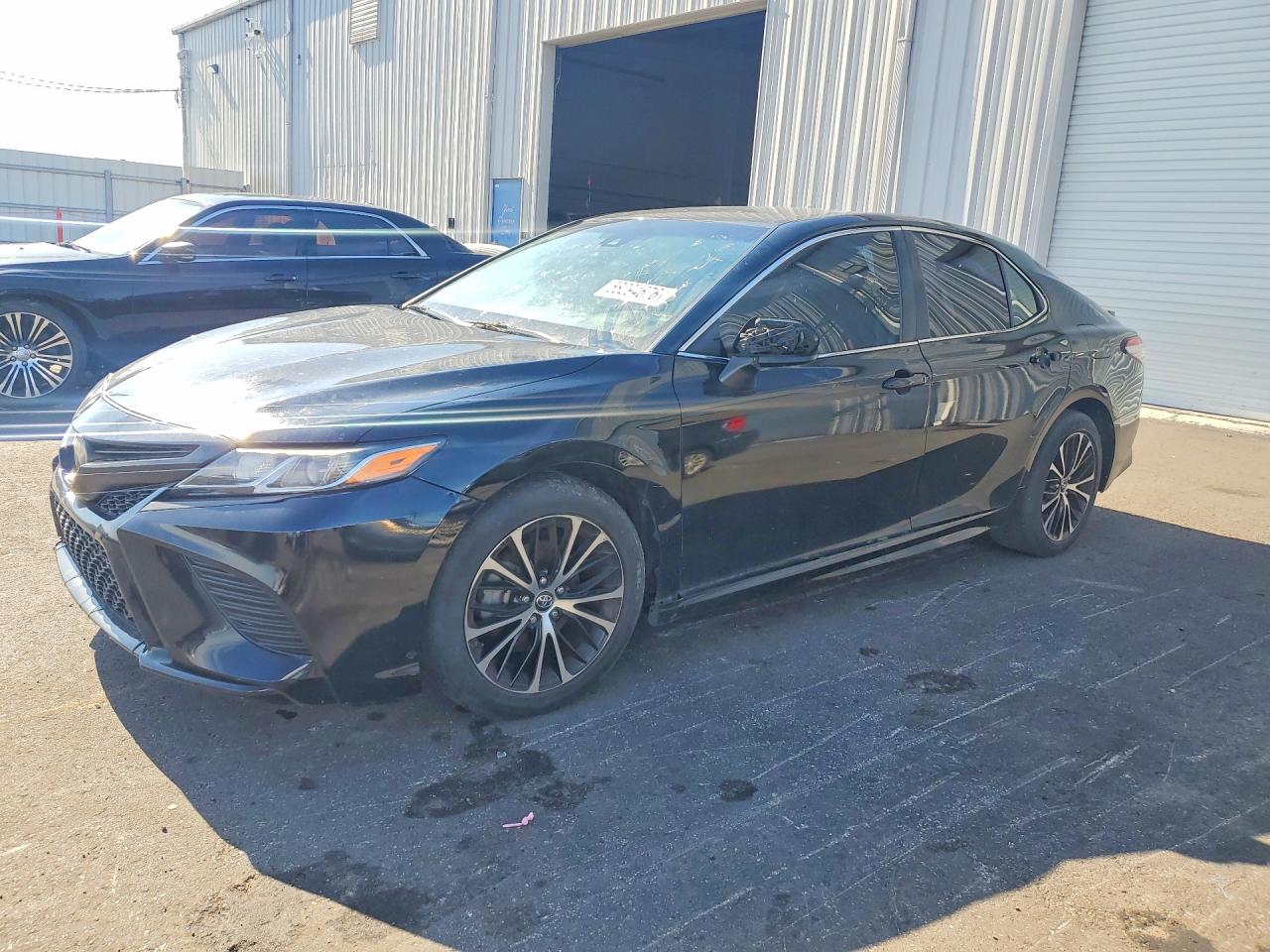 2019 TOYOTA CAMRY