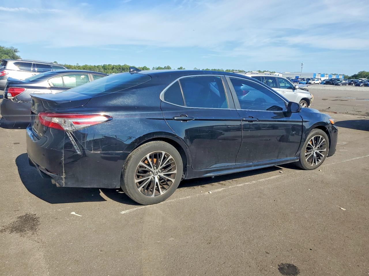 2019 TOYOTA CAMRY