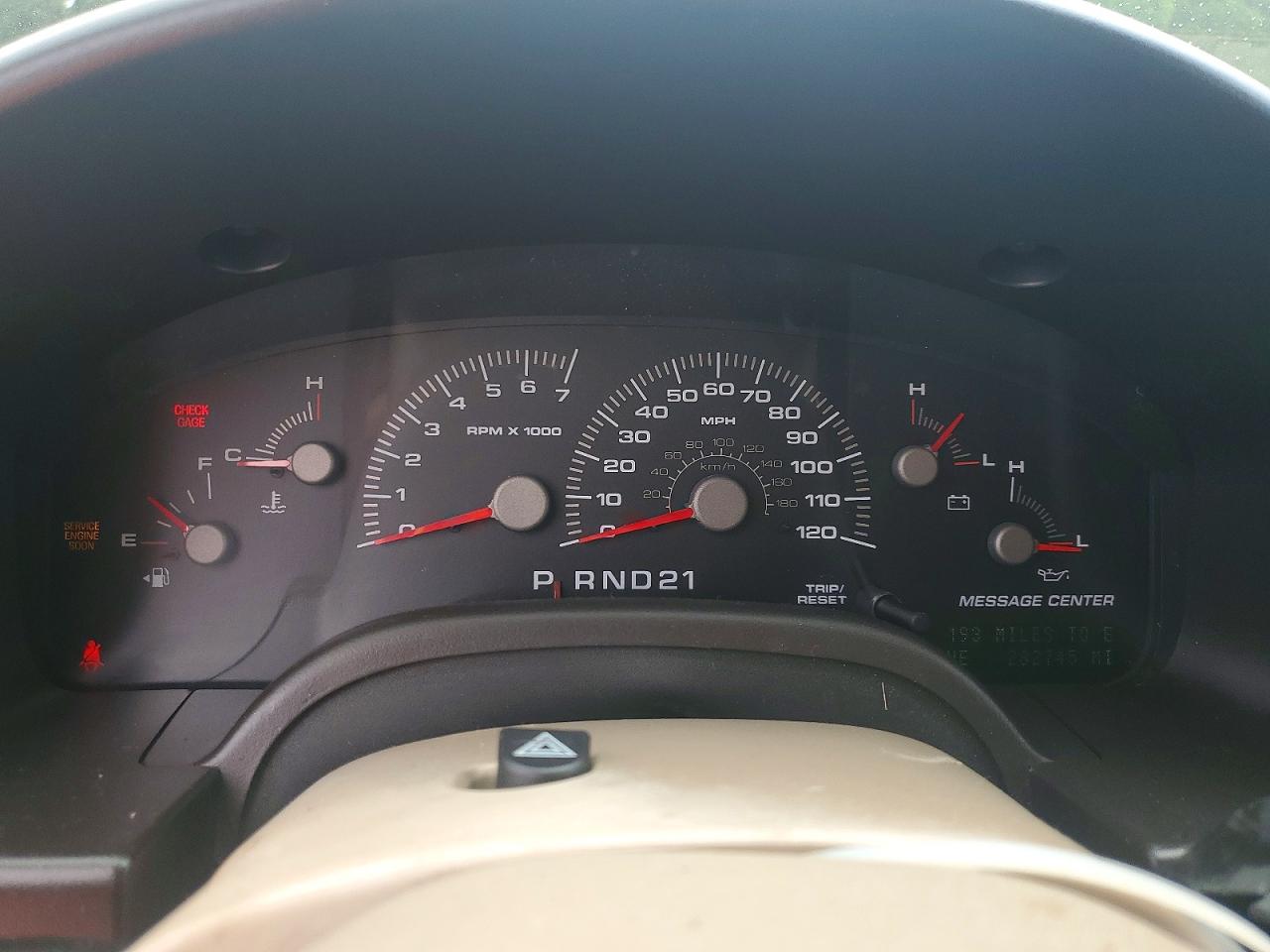 2004 FORD EXPEDITION