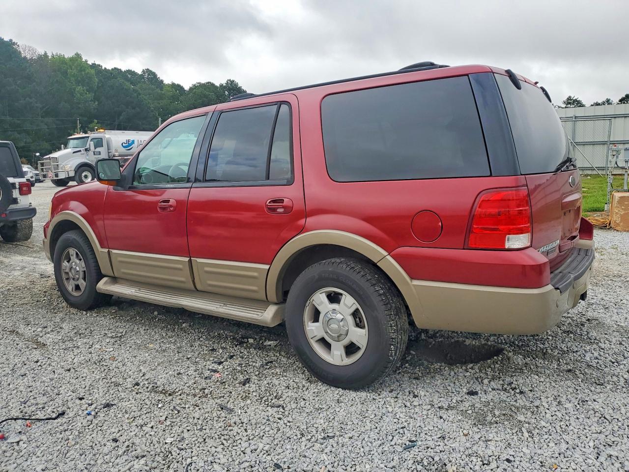 2004 FORD EXPEDITION