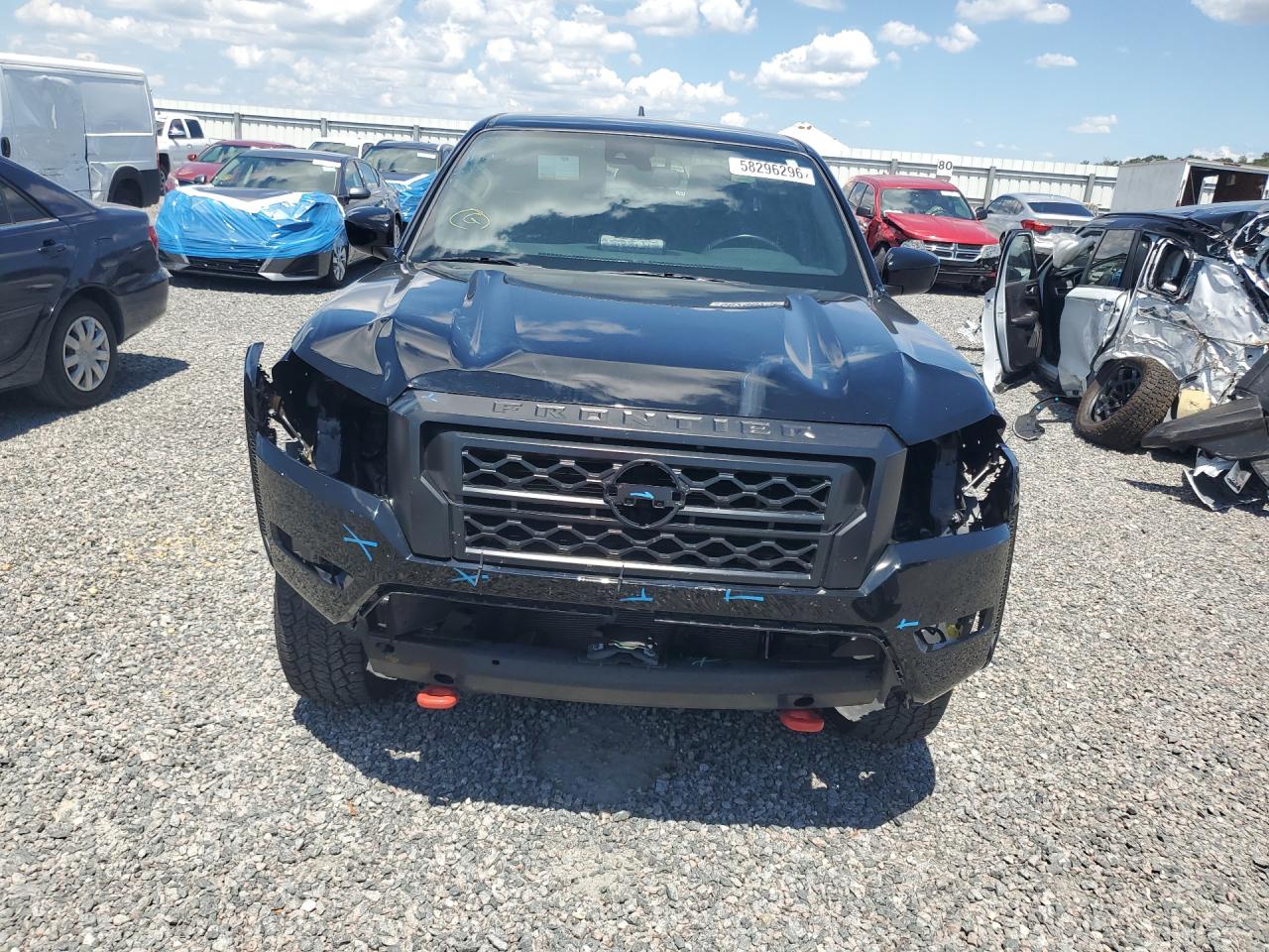 2024 NISSAN FRONTIER