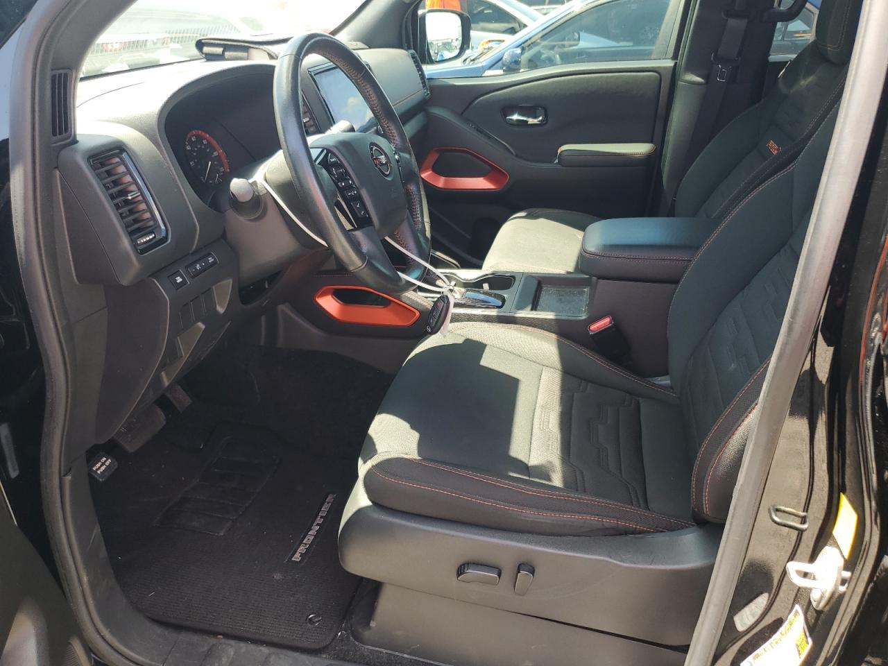 2024 NISSAN FRONTIER