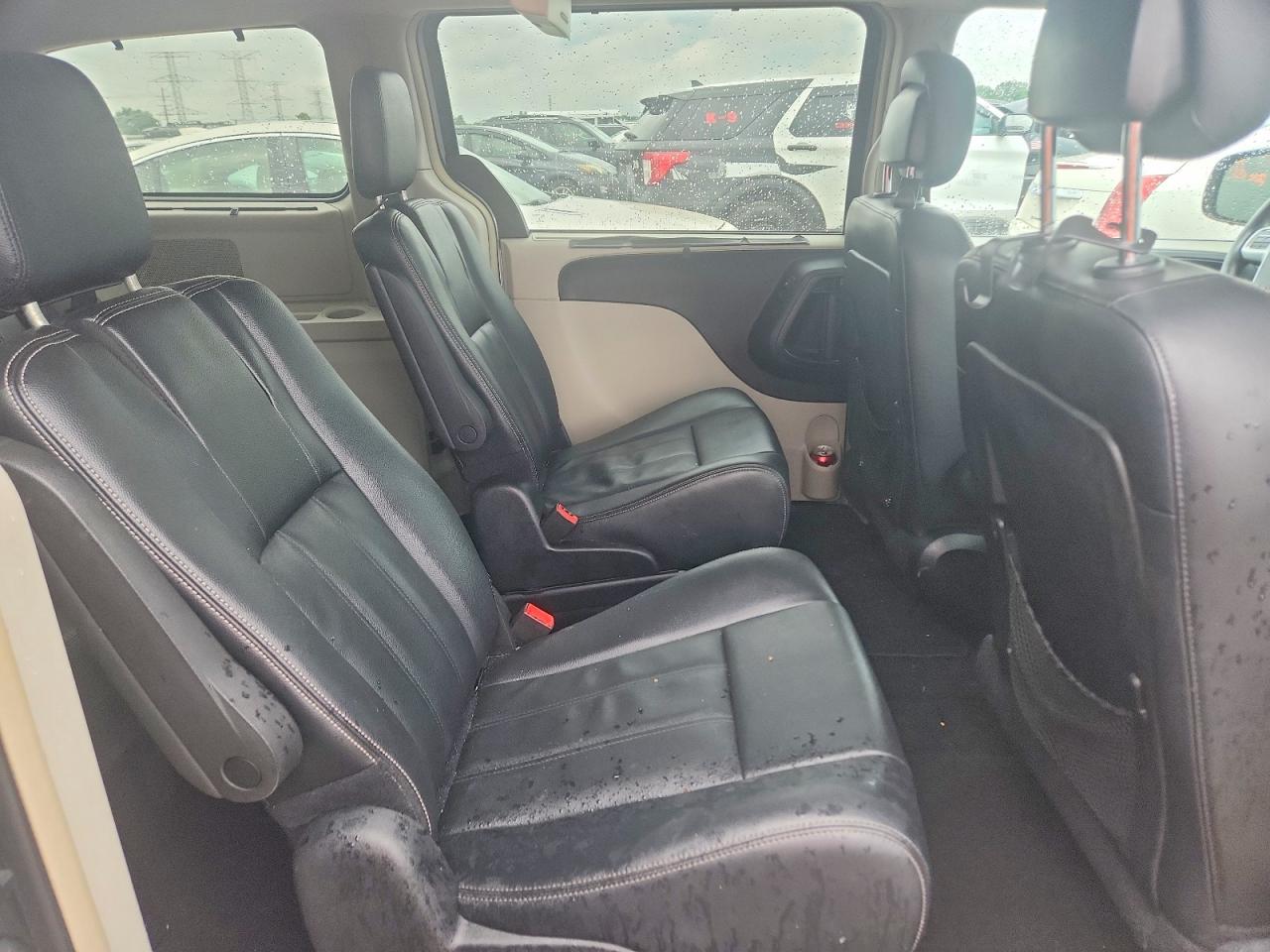 2015 CHRYSLER MINIVAN