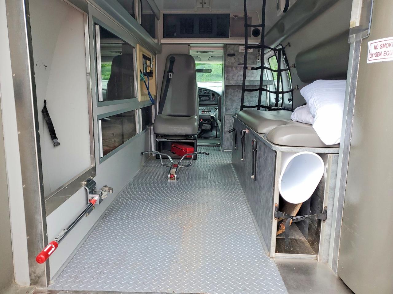 2007 FORD ECONOLINE