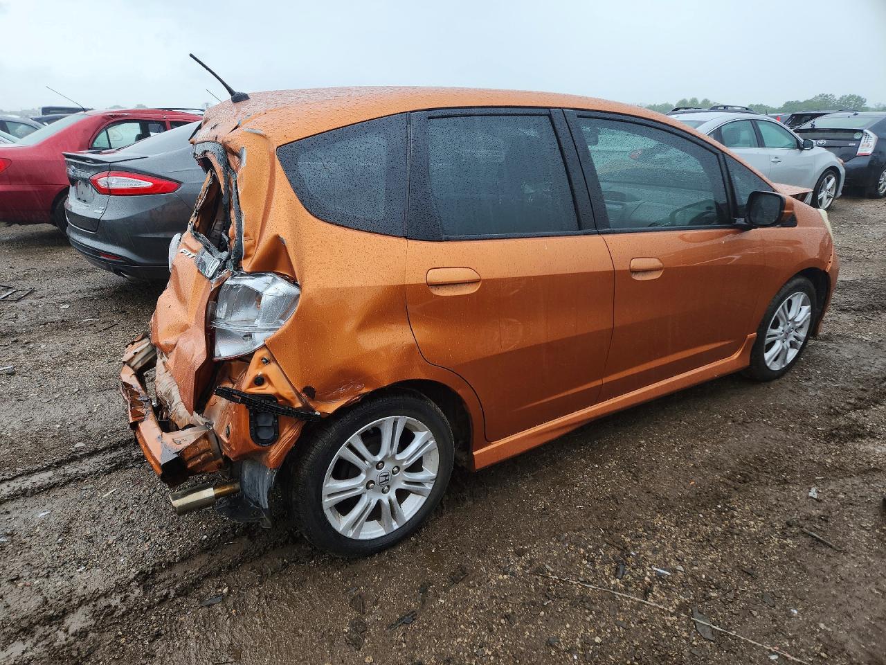 2010 HONDA FIT