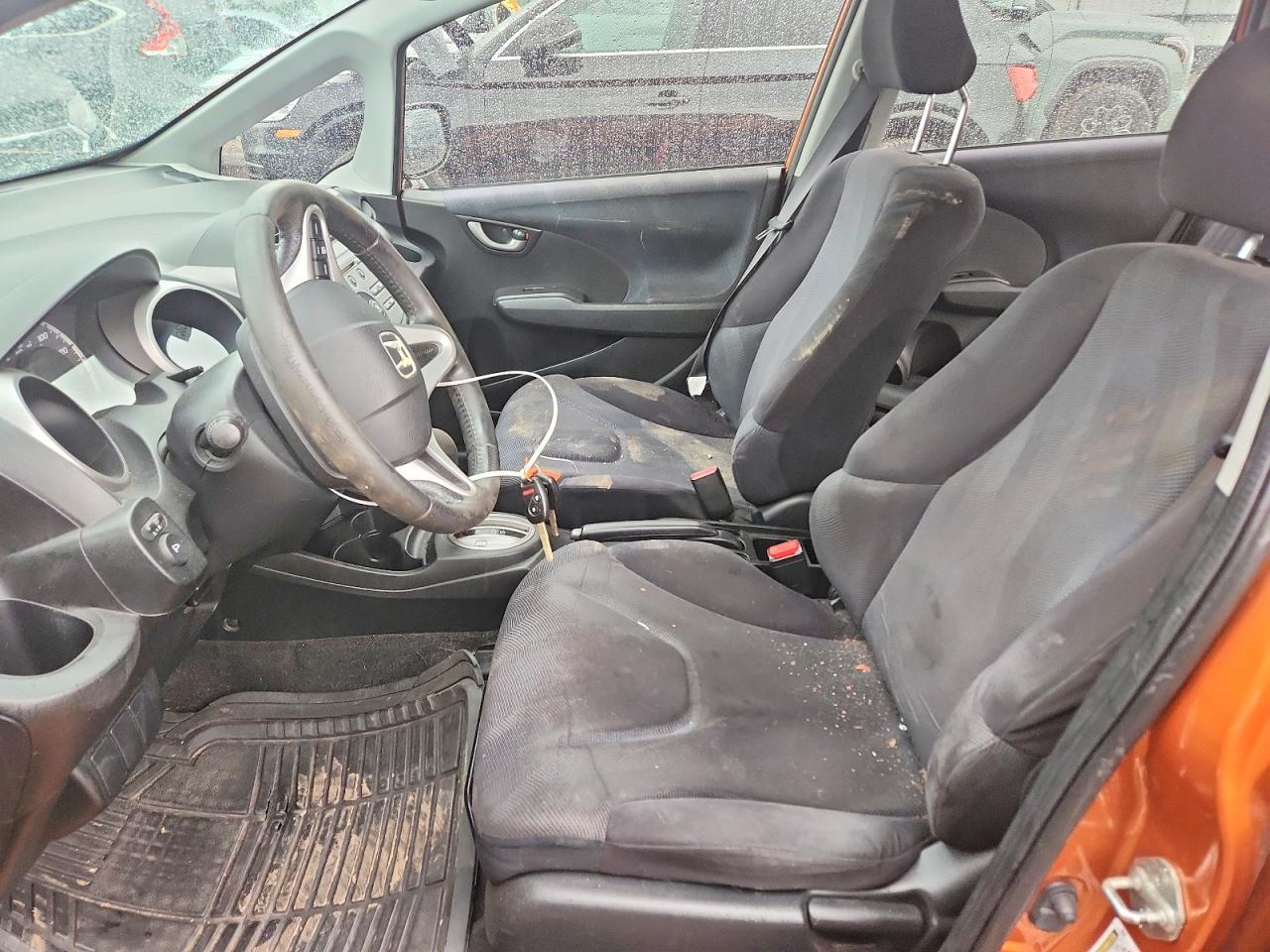2010 HONDA FIT