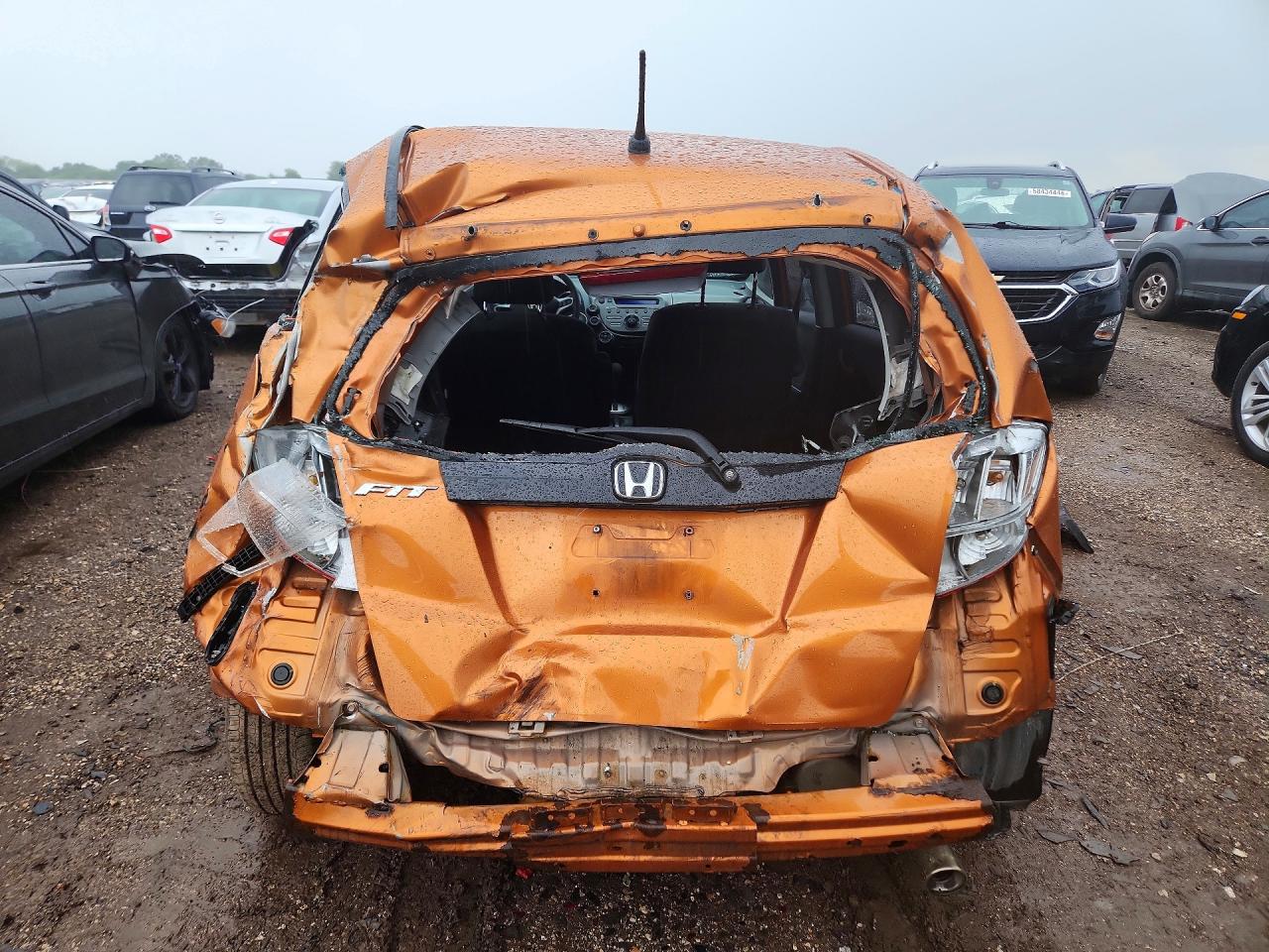 2010 HONDA FIT