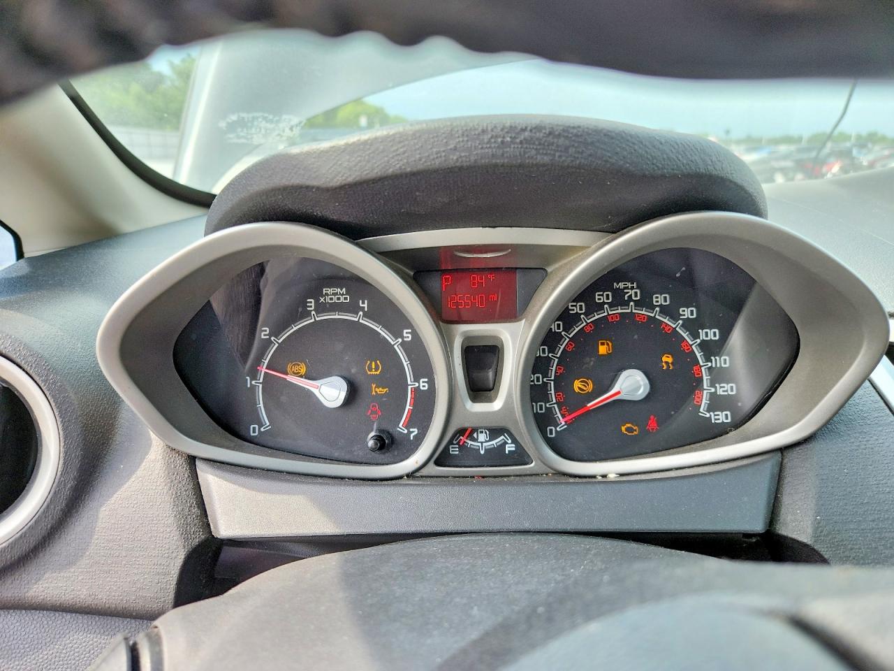 2011 FORD FIESTA