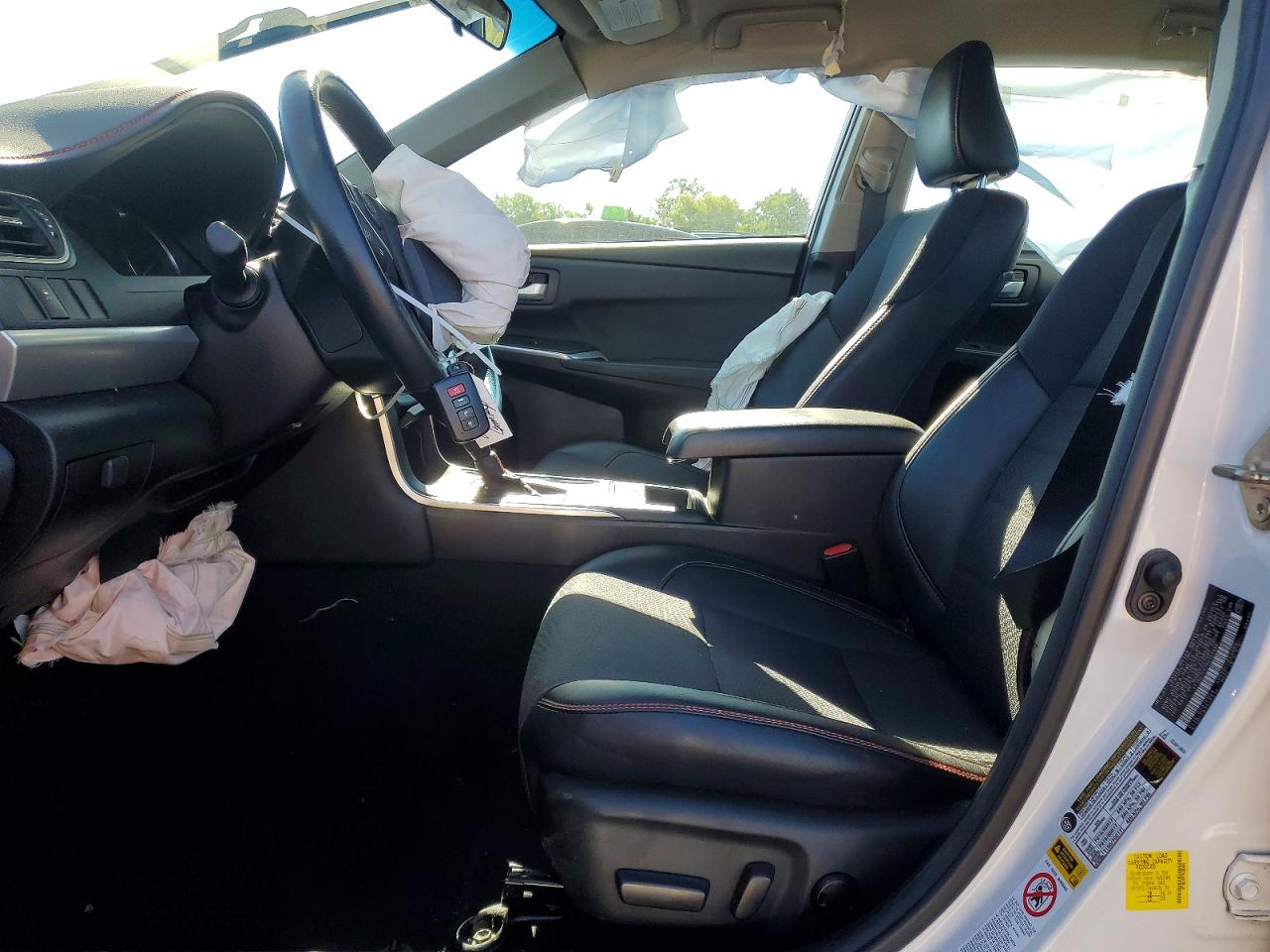 2017 TOYOTA CAMRY