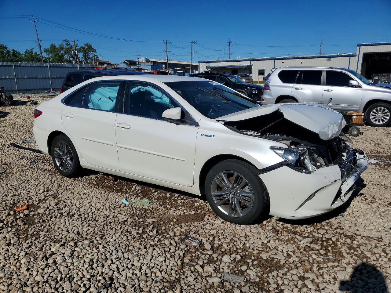 2017 TOYOTA CAMRY