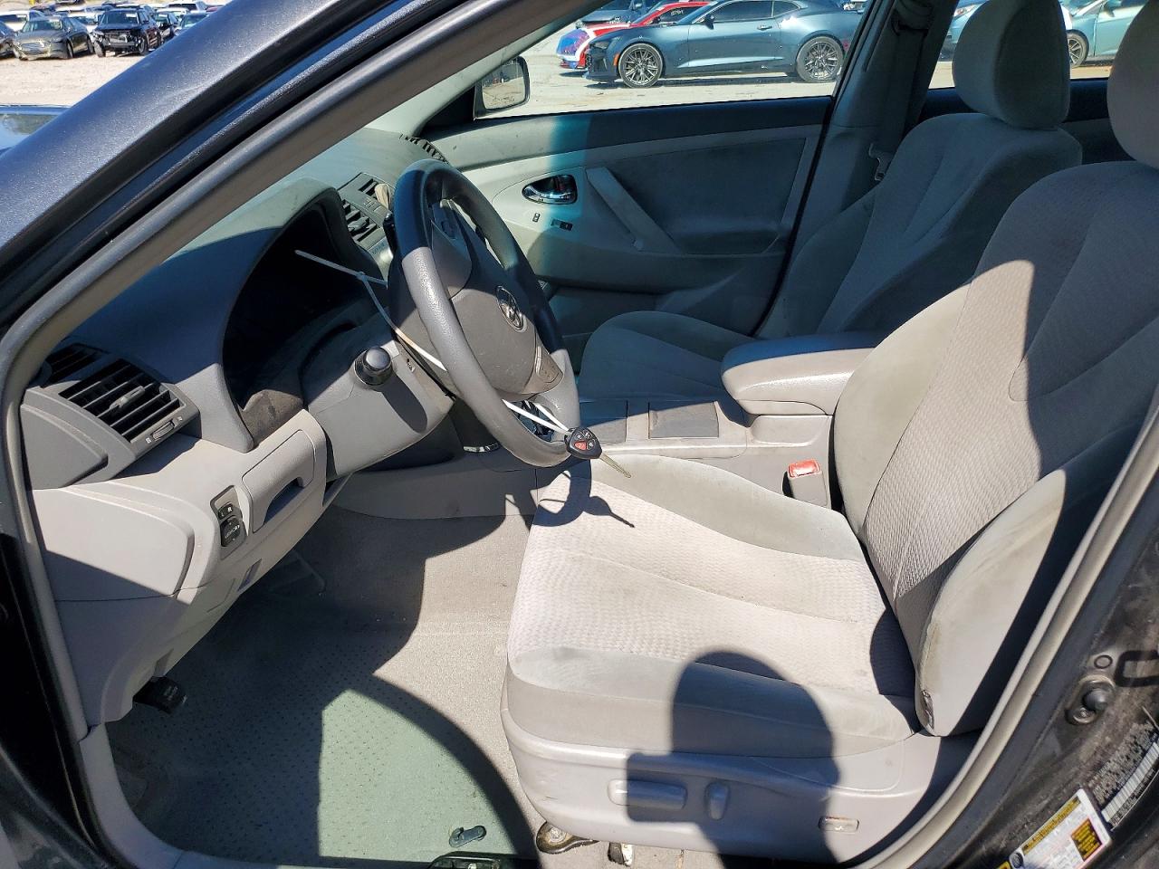 2010 TOYOTA CAMRY