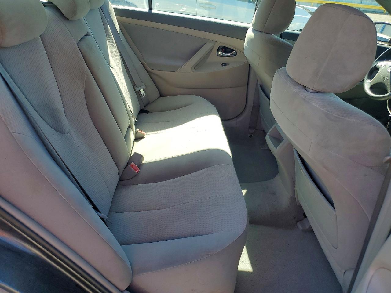 2010 TOYOTA CAMRY
