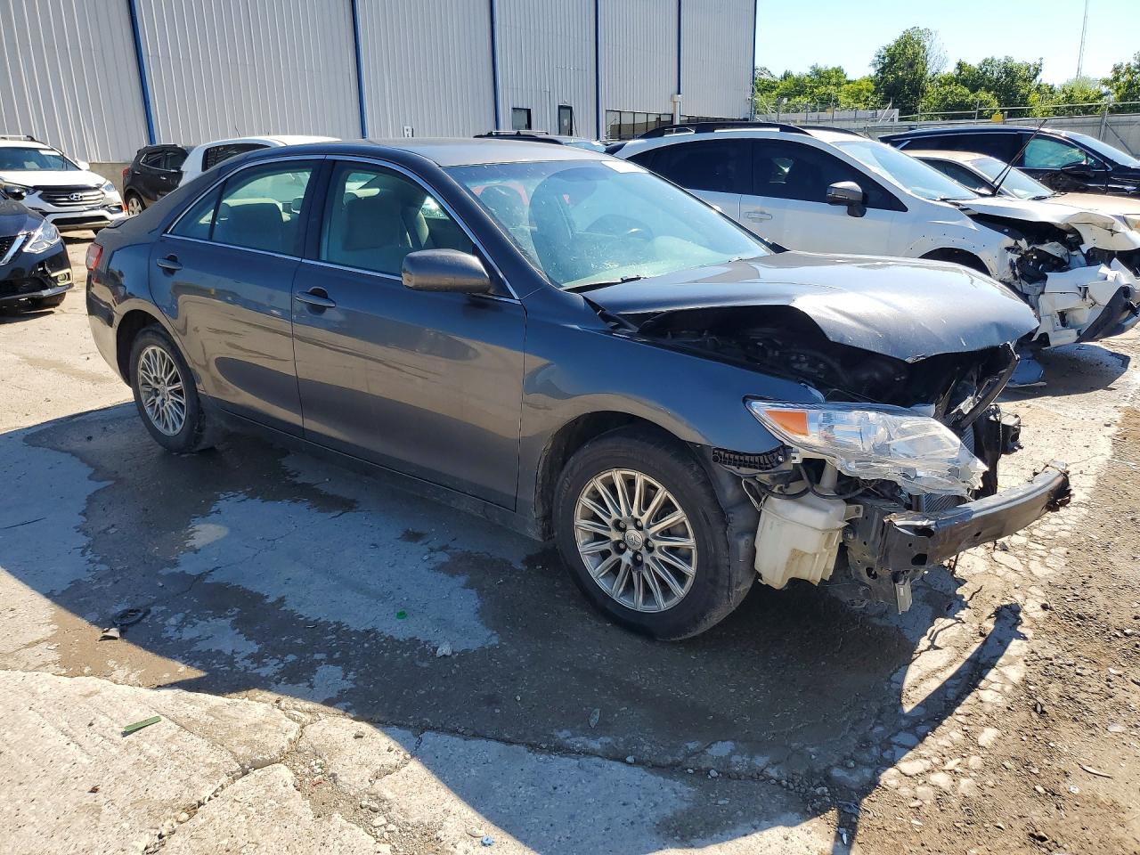2010 TOYOTA CAMRY