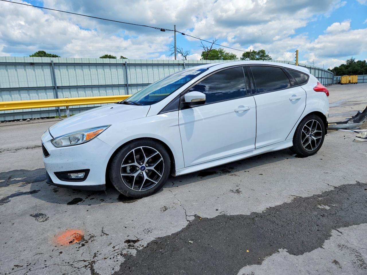 2015 FORD FOCUS
