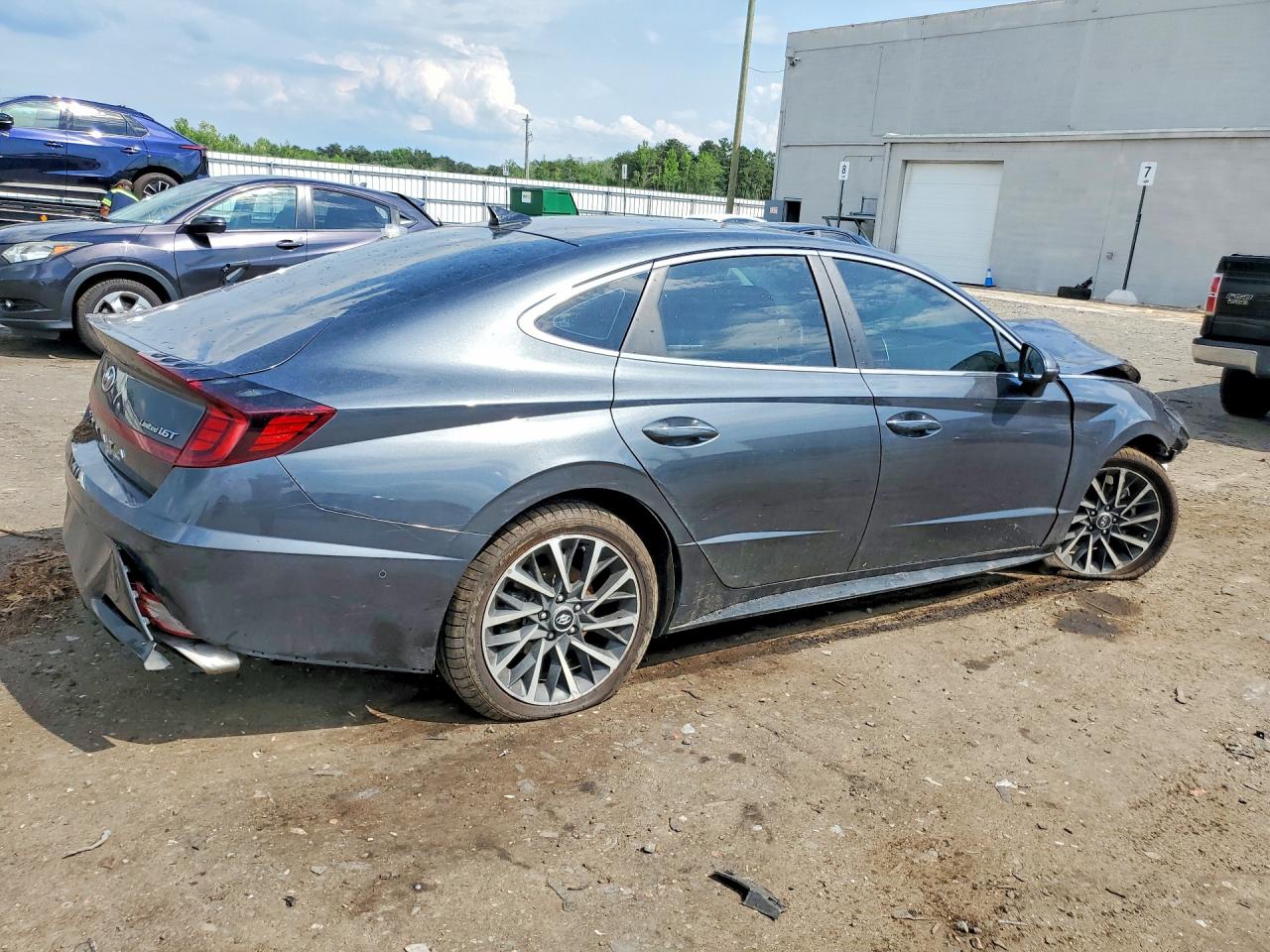 2023 HYUNDAI SONATA