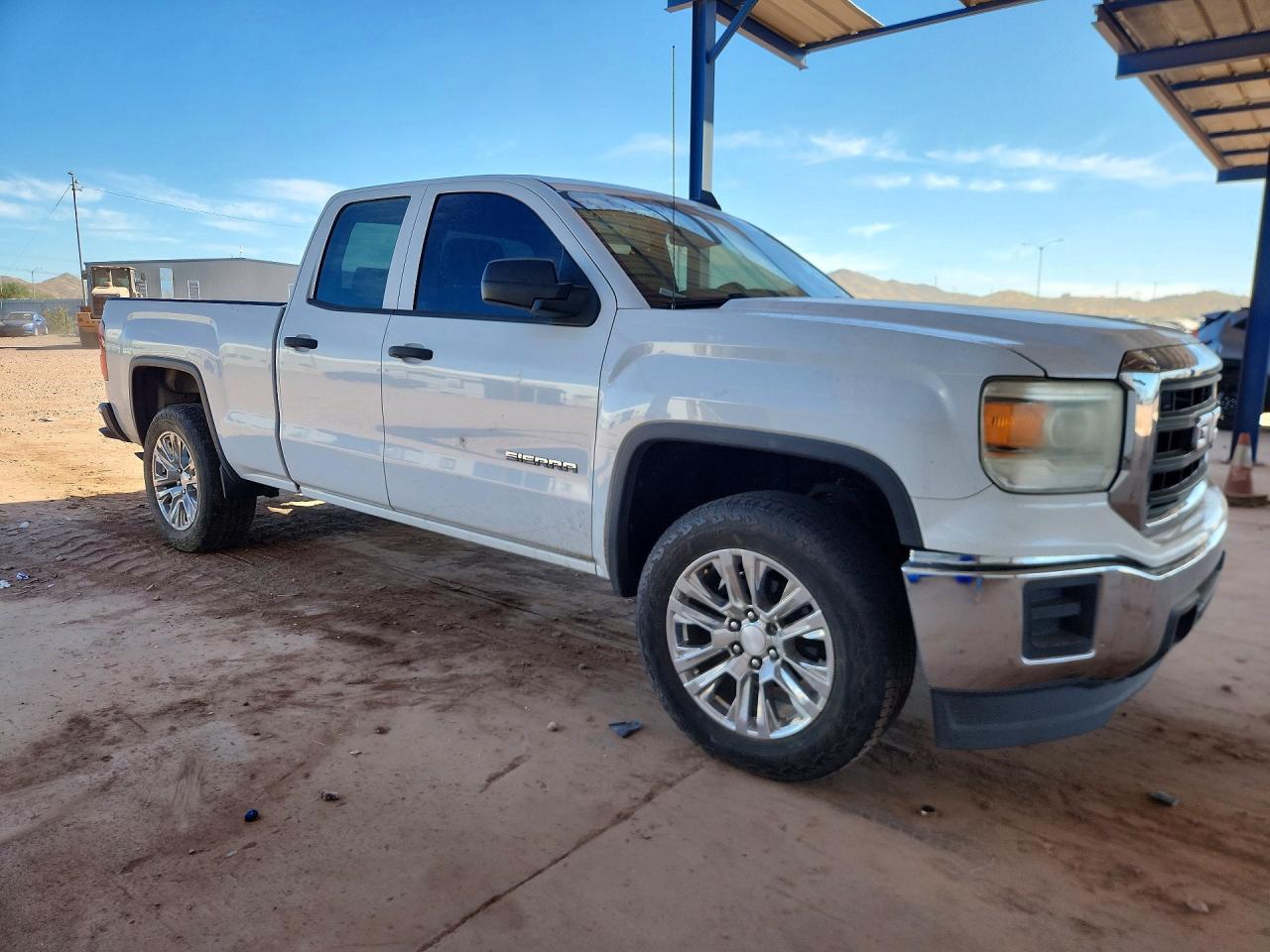 2015 GMC SIERRA