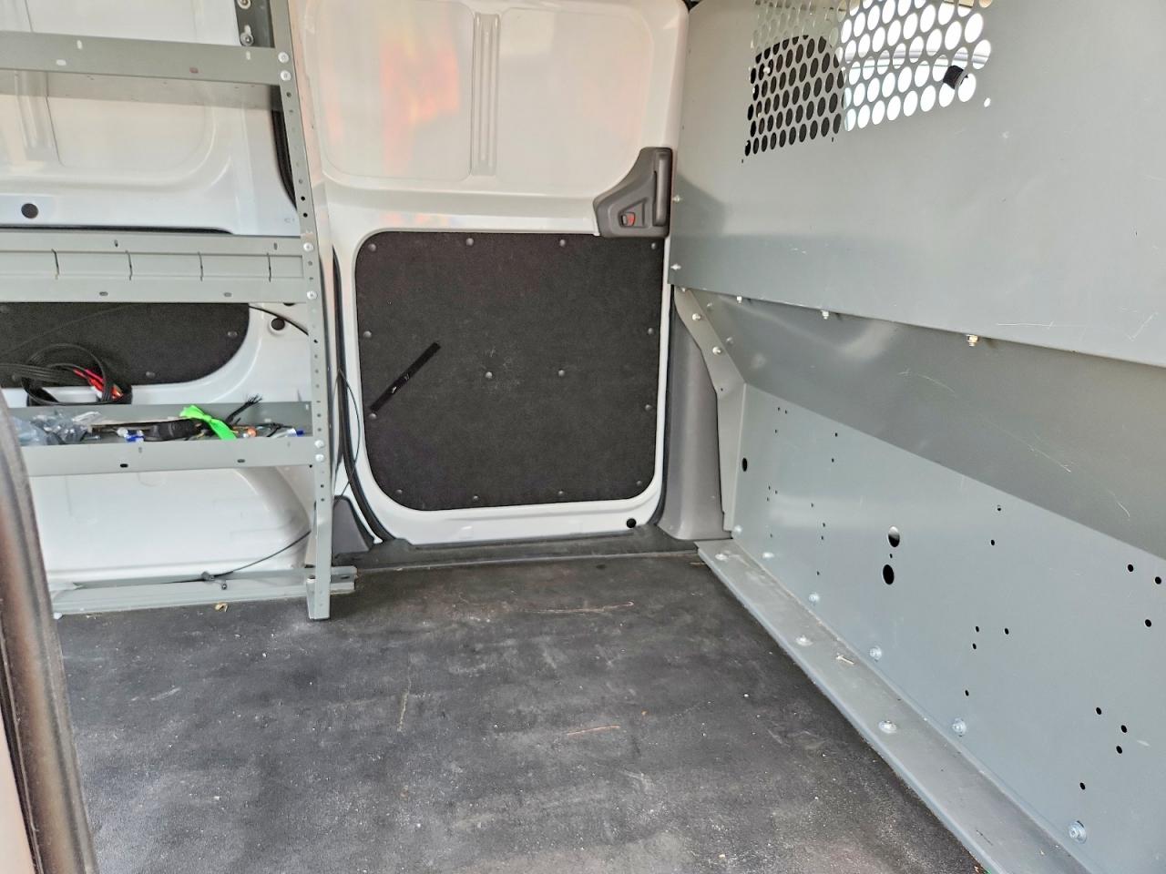 2015 NISSAN NV