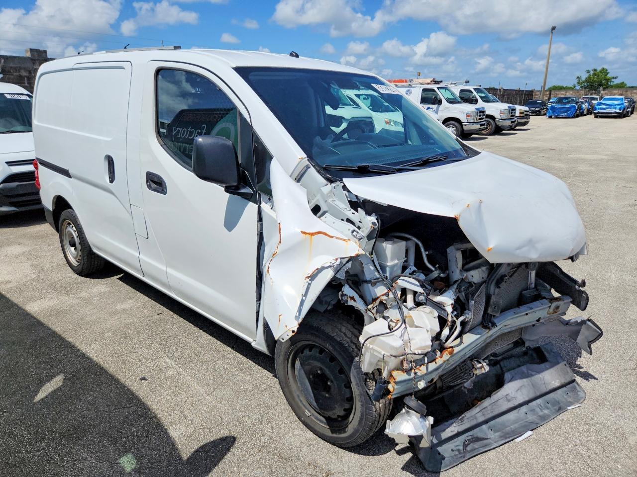 2015 NISSAN NV