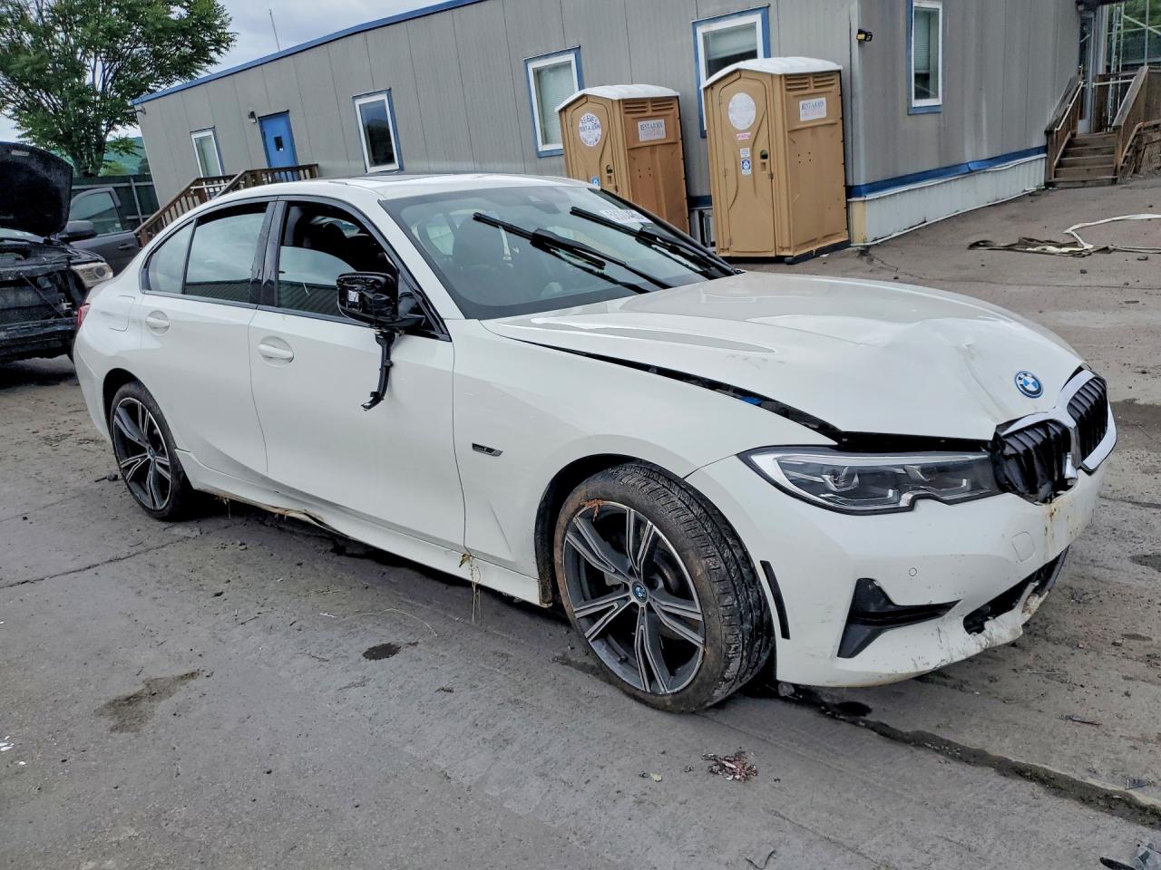 2022 BMW 3 SERIES