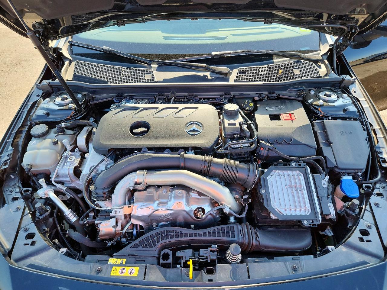 2025 MERCEDES-BENZ CLA-CLASS