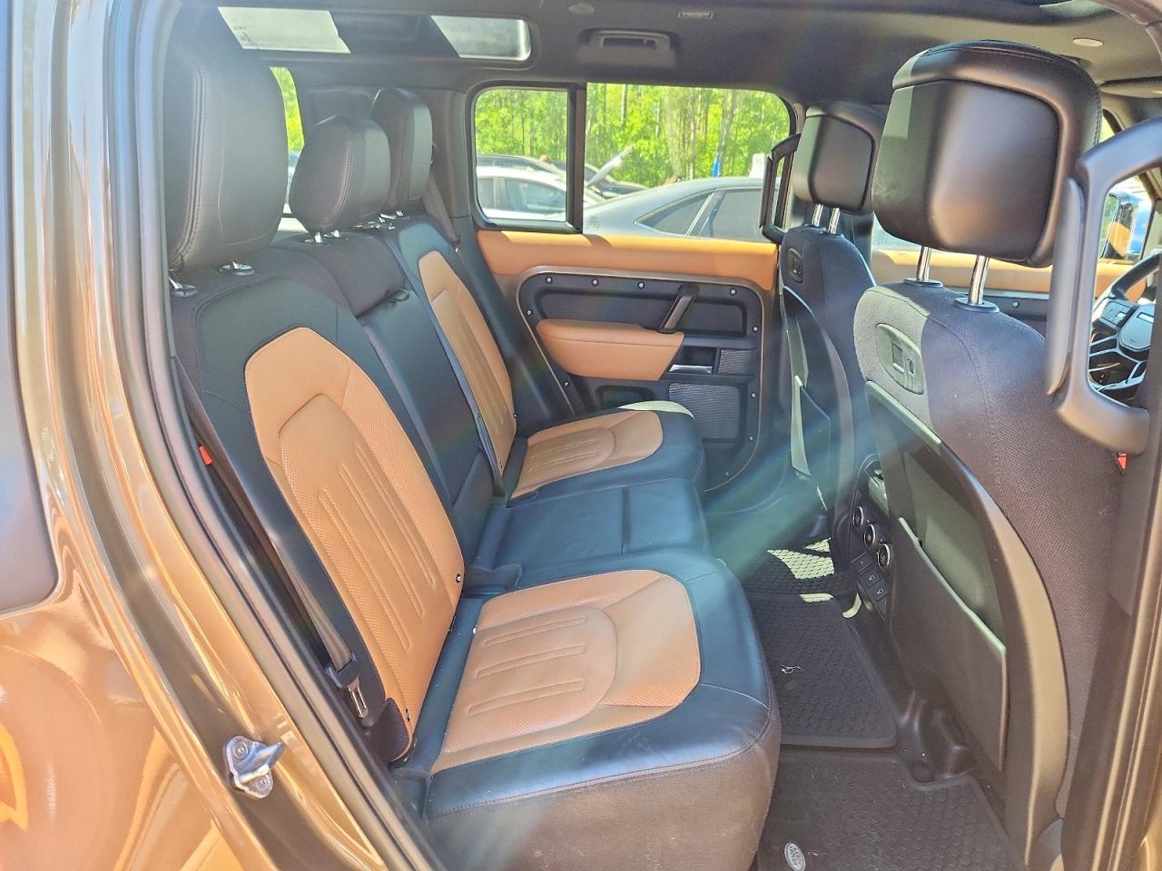 2021 LAND ROVER DEFENDER