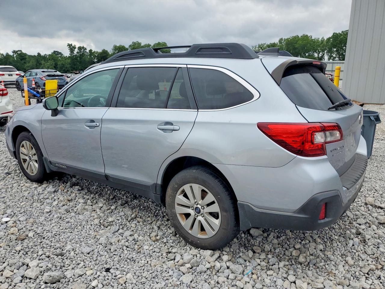 2019 SUBARU OUTBACK