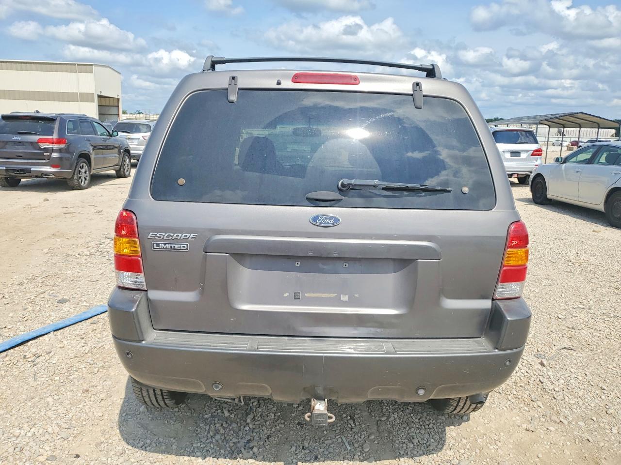 2003 FORD ESCAPE