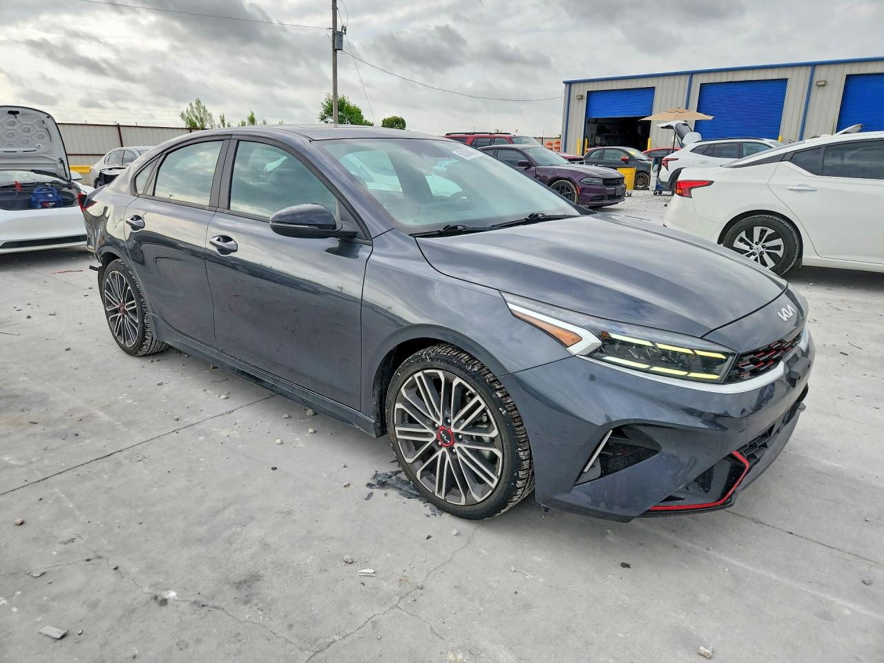 2023 KIA FORTE