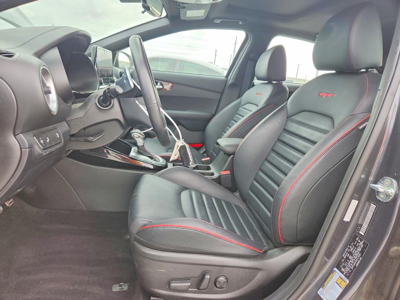 2023 KIA FORTE
