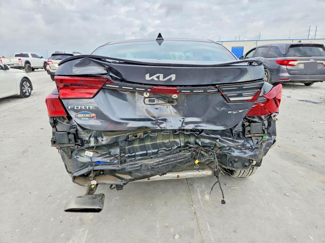 2023 KIA FORTE